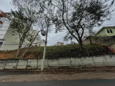 Lote/Terreno à venda, 810m² no Teixeiras, Juiz de Fora
