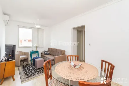 Apartamento com 2 Quartos à venda, 58m² no Camaquã, Porto Alegre