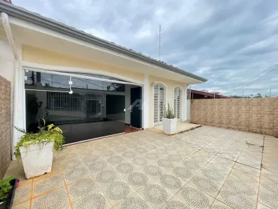 Casa com 3 Quartos para alugar, 219m² no Jardim Itamarati, Campinas