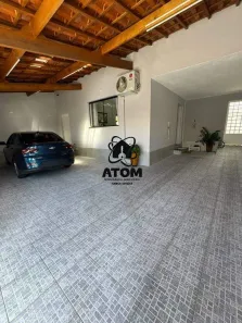 Casa com 3 Quartos à venda, 244m² no Jardim Maria Augusta, Taubaté