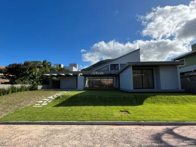 Casa de Condomínio com 3 Quartos à venda, 258m² no Rio Tavares, Florianópolis
