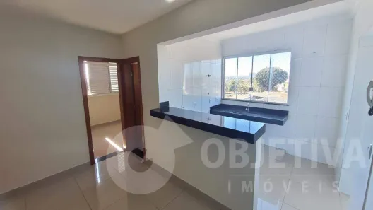 Apartamento com 2 Quartos para alugar, 54m² no Jardim das Palmeiras, Uberlândia