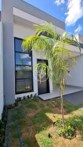 Casa com 3 Quartos à venda, 121m² no Jardim Universitário, Cuiabá