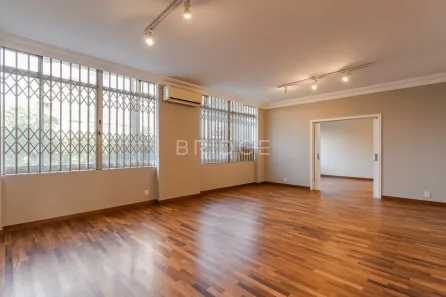 Apartamento com 3 Quartos para alugar, 261m² no Moinhos de Vento, Porto Alegre