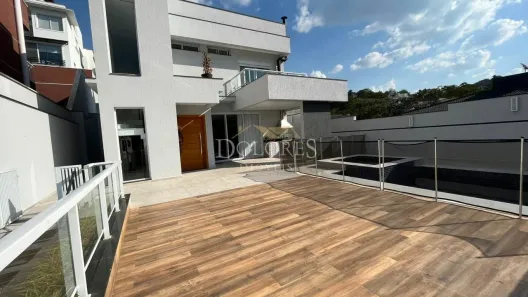 Casa de Condomínio com 3 Quartos para alugar, 280m² no Parque Residencial Itapeti, Mogi das Cruzes