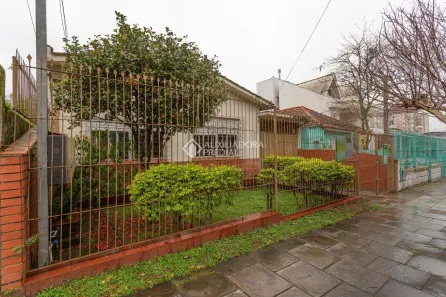 Casa com 2 Quartos à venda, 180m² no São Sebastião, Porto Alegre