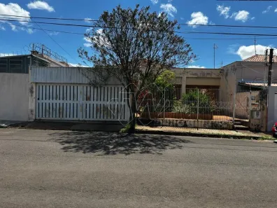 Casa com 4 Quartos à venda, 201m² no Vila Progresso, Araraquara