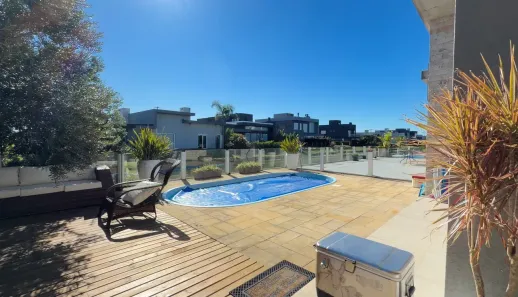 Casa de Condomínio com 3 Quartos à venda, 245m² no XANGRI-LÁ, Xangri-lá