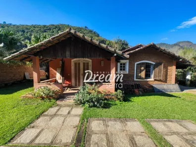 Casa com 4 Quartos à venda, 400m² no Córrego das Pedras, Teresópolis