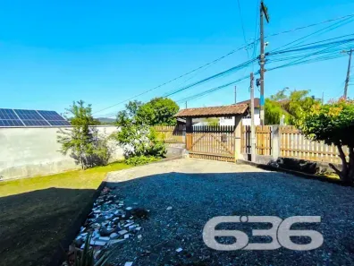 Casa com 3 Quartos à venda, 180m² no Jarivatuba, Joinville