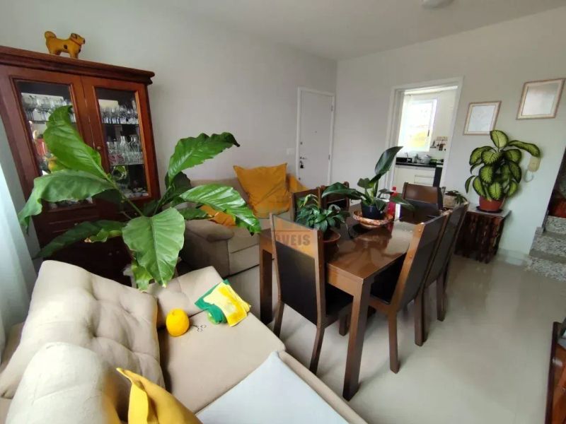 Apartamento com 2 quartos — Nova Esperança, Belo Horizonte
