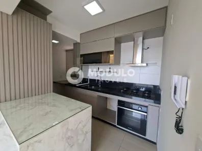 Apartamento com 2 Quartos para alugar, 55m² no Jardim Inconfidência, Uberlândia
