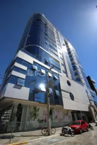 Apartamento com 4 Quartos à venda, 180m² no Meia Praia, Itapema