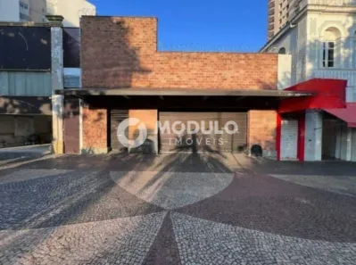 Ponto Comercial para alugar, 220m² no Fundinho, Uberlândia