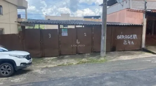 Lote/Terreno à venda, 300m² no Nova Era, Juiz de Fora