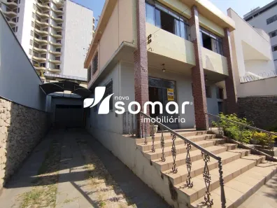 Casa com 4 Quartos à venda, 144m² no Centro, Divinópolis