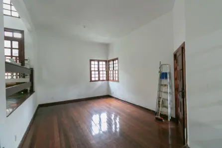 Casa com 5 Quartos à venda, 371m² no Planalto, Belo Horizonte