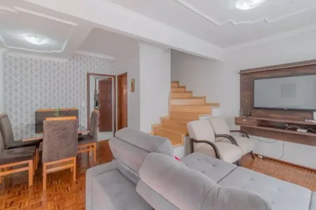 Sobrado com 3 Quartos à venda, 129m² no Centro, Cascavel