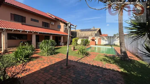 Sobrado com 3 Quartos à venda, 340m² no Carandá Bosque, Campo Grande