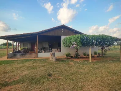 Fazenda/Sítio com 4 Quartos à venda, 1000m² no Chácara das Mansões, Campo Grande
