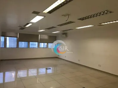 Sala Comercial para alugar, 220m² no Jardim Paulistano, São Paulo