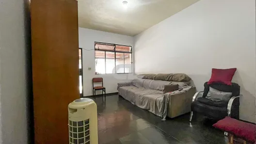 Casa com 4 Quartos à venda, 300m² no Santa Terezinha, Belo Horizonte