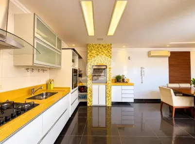 Casa com 5 Quartos à venda, 550m² no Camboinhas, Niterói