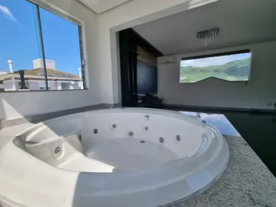 Casa com 3 Quartos à venda, 242m² no Pedra Branca, Palhoça