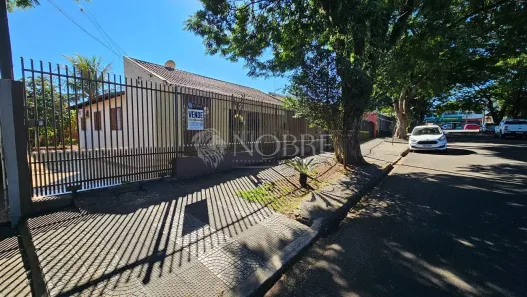 Casa com 3 Quartos à venda, 144m² no Jardim Tropical, Maringá