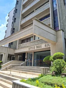 Sala Comercial com 3 Quartos para alugar, 58m² no Cambuí, Campinas