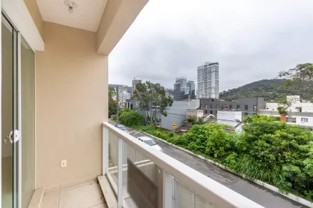 Casa com 3 Quartos para alugar, 176m² no Praia dos Amores, Balneário Camboriú