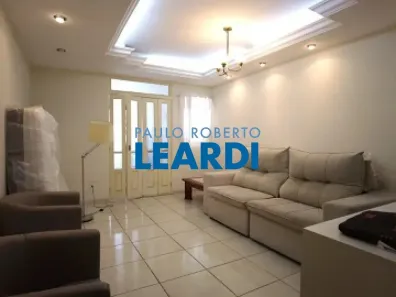 Sobrado com 3 Quartos à venda, 229m² no Vila Pires, Santo André