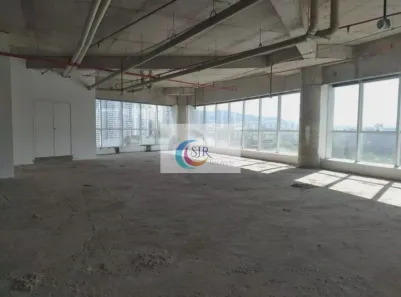 Sala Comercial para alugar, 276m² no Green Valley Alphaville, Barueri