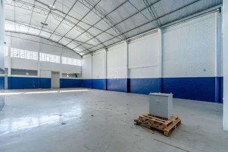 Galpão/Depósito/Armazém à venda, 600m² no Jardim São Pedro, Porto Alegre