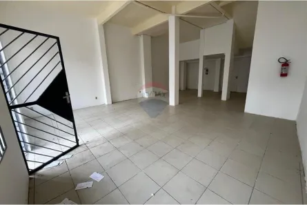 Ponto Comercial para alugar, 94m² no Centro, Santa Maria
