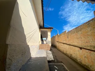 Sobrado com 3 Quartos à venda, 240m² no Vila Mangalot, São Paulo