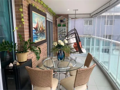 Apartamento com 2 Quartos à venda, 69m² no Gonzaga, Santos