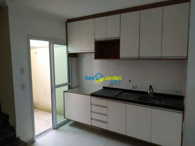 Sobrado com 2 Quartos para alugar, 85m² no Vila Francisco Matarazzo, Santo André