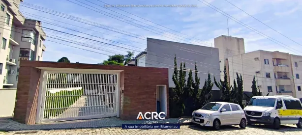 Sobrado com 2 Quartos à venda, 84m² no Velha, Blumenau