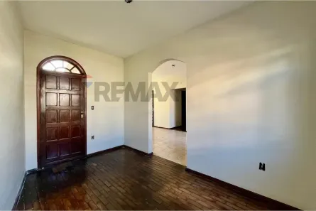 Casa com 4 Quartos à venda, 191m² no São Mateus, Juiz de Fora