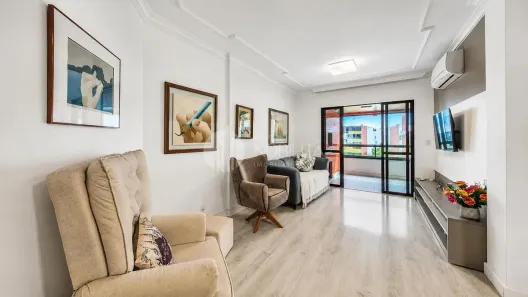 Apartamento com 3 Quartos à venda, 110m² no Centro, Balneário Camboriú