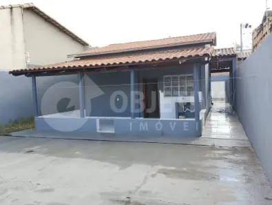 Casa com 3 Quartos à venda, 100m² no Jardim Holanda, Uberlândia