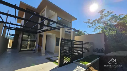 Casa com 3 Quartos à venda, 155m² no Centro, Miguel Pereira