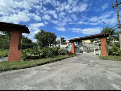 Casa de Condomínio com 2 Quartos à venda, 70m² no Arsenal, São Gonçalo