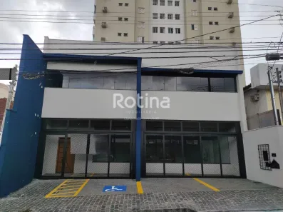 Prédio Comercial para alugar, 320m² no Martins, Uberlândia