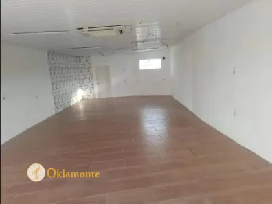 Casa com 1 Quarto para alugar, 35m² no Guajuviras, Canoas