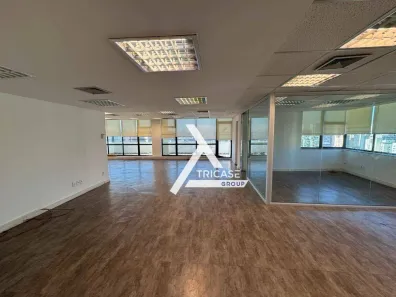Sala Comercial para alugar, 174m² no Indianópolis, São Paulo