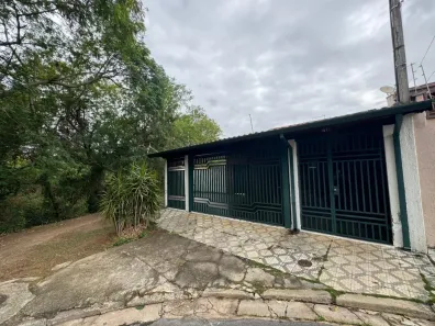 Casa com 3 Quartos à venda, 170m² no Conjunto Moacyr de Alvarenga Peixoto, Taubaté