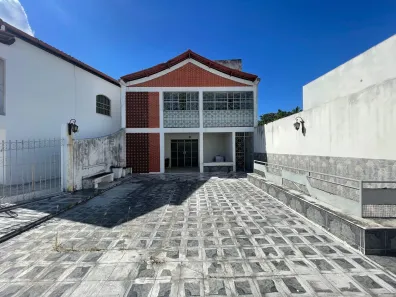Casa com 4 Quartos à venda, 432m² no Centro, Jequié