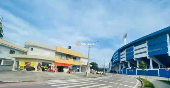 Sala Comercial à venda, 375m² no Carianos, Florianópolis